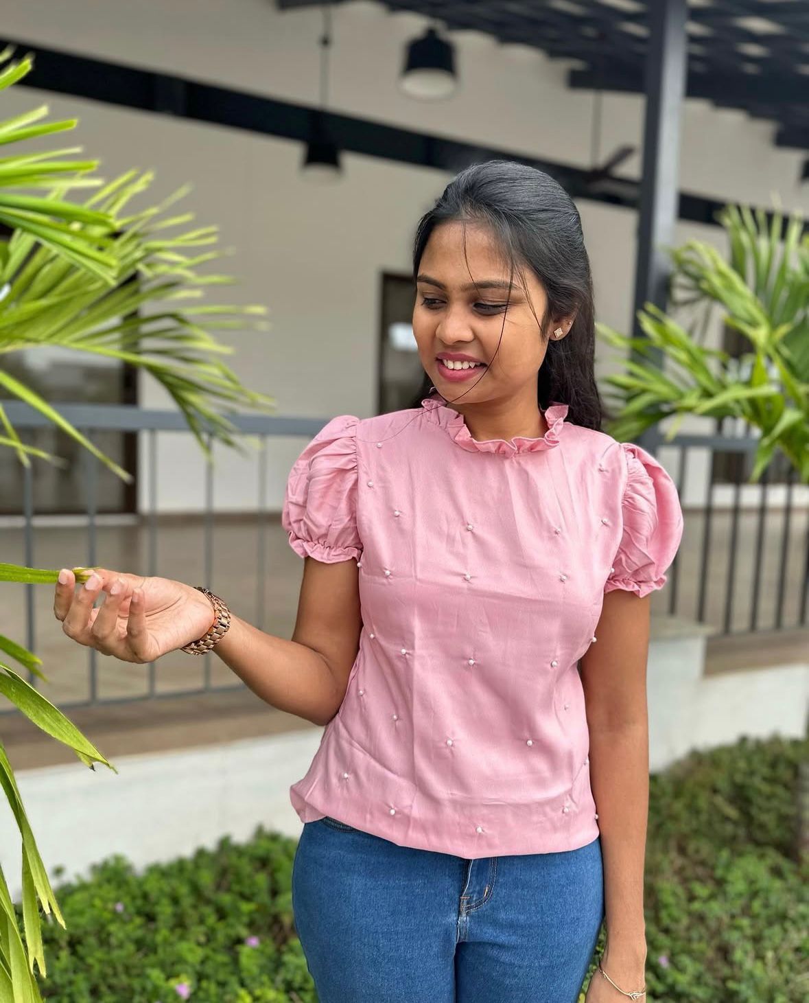 Pearl short hand pink western top